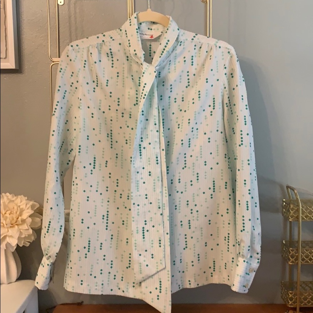 Throwback retro high tie neck 100% polyester polka dot blouse green vintage